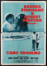 7t253 WAY WE WERE Italian 2p 1974 Barbra Streisand & Robert Redford walk on beach & kissing!