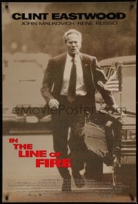 7w590 IN THE LINE OF FIRE DS 1sh 1993 Wolfgang Petersen, Clint Eastwood as Secret Service bodyguard!