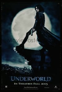 7w952 UNDERWORLD teaser DS 1sh 2003 great full-length image of Kate Bekinsale w/moon & gun!