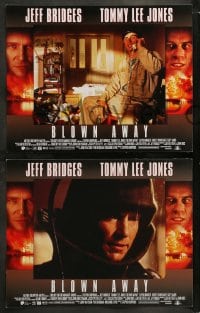 7z083 BLOWN AWAY 8 LCs 1994 cool intense image of Jeff Bridges & Tommy Lee Jones!