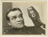 8a124 BOB HOPE 8x10.25 radio publicity still 1940s great youthful portrait by NBC microphone!