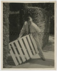 8a169 CHARLES RAY deluxe 8x10 still 1927 stealing his neighbor's gate as a Halloween prank!