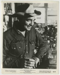 8a633 MISFITS 8x10.25 still 1961 close up of Clark Gable with drink in hand leaning on bar!
