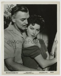 8a636 MOGAMBO 8x10.25 still 1953 romantic close up of Clark Gable & sexy Ava Gardner!