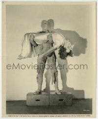 8a649 MUMMY'S GHOST candid 8.25x10.25 still R1964 posed portrait of monster Lon Chaney carrying Ames!