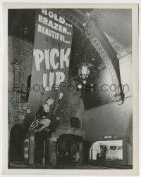8a716 PICKUP candid 8x10.25 still 1951 incredible huge cloth banner & window display in theater lobby!