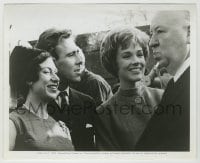8a900 TORN CURTAIN candid 8x10 still 1966 Alfred Hitchcock & Julie Andrews with Princess Margaret!