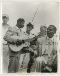 8a967 WINDJAMMER 8x10 still 1958 calypso singer Mighty Skipper performs, Cinemiracle Adventure!