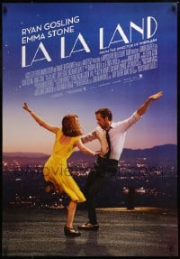 8b019 LA LA LAND Swiss 2016 great image of Ryan Gosling & Emma Stone dancing, the fools who dream!
