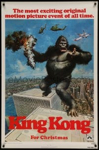 8c506 KING KONG teaser 1sh 1976 John Berkey close up art of the BIG Ape!