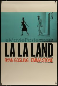 8c524 LA LA LAND teaser DS 1sh 2016 great image of Ryan Gosling & Emma Stone leaving stage door!
