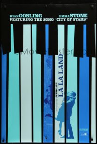 8c527 LA LA LAND teaser DS 1sh 2016 Ryan Gosling, Emma Stone in piano keys, City of Stars!