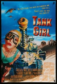 8c896 TANK GIRL DS 1sh 1995 great image of wacky Lori Petty with cool futuristic tank!