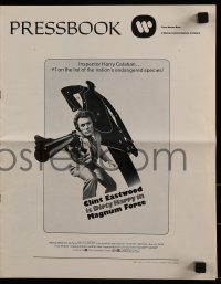 8d263 MAGNUM FORCE pressbook 1973 Clint Eastwood is Dirty Harry pointing his huge gun!