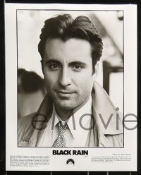 8d556 BLACK RAIN presskit w/ 18 stills 1989 Ridley Scott, U.S. cop Michael Douglas in Japan!
