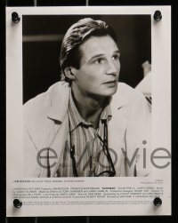 8d627 DARKMAN presskit w/ 12 stills 1990 directed by Sam Raimi, masked hero Liam Neeson!