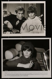 8d679 FUN WITH DICK & JANE spiral-bound presskit w/ 26 stills 1977 George Segal, Jane Fonda