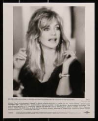 8d721 HOUSESITTER presskit w/ 9 stills 1992 Frank Oz, Goldie Hawn takes over Steve Martin's home!
