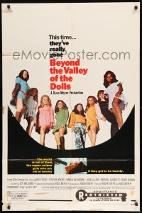 8j086 BEYOND THE VALLEY OF THE DOLLS 1sh 1970 Russ Meyer's girls who are old at twenty, Roger Ebert