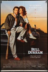 8j123 BULL DURHAM 1sh 1988 great image of baseball player Kevin Costner & sexy Susan Sarandon