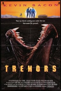 8j919 TREMORS DS 1sh 1990 Kevin Bacon, Fred Ward, great sci-fi horror image of monster worm!