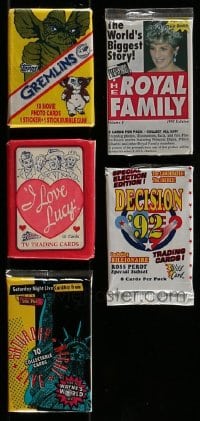 8m241 LOT OF 5 BUBBLE GUM TRADING CARDS WITH WRAPPERS 1990s Gremlins, I Love Lucy, SNL & more!