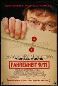 8p032 FAHRENHEIT 9/11 DS Canadian 1sh 2004 Michael Moore documentary about September 11, 2001!