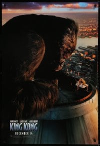 8r589 KING KONG teaser DS 1sh 2005 Naomi Watts & ape on rooftop of Empire State Building!