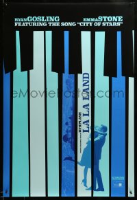 8r605 LA LA LAND teaser DS 1sh 2016 Ryan Gosling, Emma Stone in piano keys, City of Stars!
