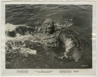 8s679 REVENGE OF THE CREATURE 8x10.25 still 1955 close up of the monster splashing in the water!