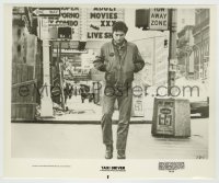 8s806 TAXI DRIVER 8.25x10 still 1976 classic image of Robert De Niro in New York, Martin Scorsese!