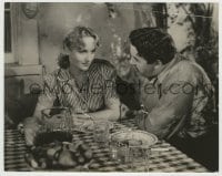 8s820 THEY KNEW WHAT THEY WANTED 7.5x9.25 still 1940 Carole Lombard & Laughton by Hendrickson!