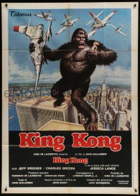 8t827 KING KONG Italian 1p 1976 John Berkey art of BIG ape on the Twin Towers in New York City!