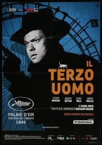 8t960 THIRD MAN Italian 1p R2015 different c/u of Orson Welles with gun by Ferris wheel, classic!
