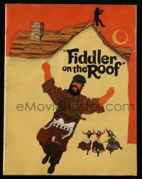 8x336 FIDDLER ON THE ROOF souvenir program book 1971 cool different artwork of Topol & cast!