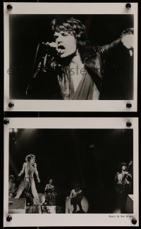 9a938 LADIES & GENTLEMEN THE ROLLING STONES 2 8x10 stills 1973 Mick Jagger performing on stage!