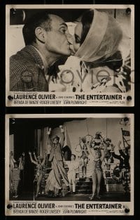 9a573 ENTERTAINER 6 English FOH LCs 1960 as Olivier's spotlight grew dimmer, his women, younger!