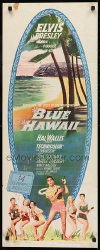 9c559 BLUE HAWAII insert 1961 Elvis Presley plays a ukulele for sexy babes by the beach!