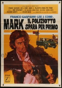 9f172 MARK IL POLIZIOTTO SPARA PER PRIMO Italian 1p 1975 cool art of Franco Gasparri with gun!