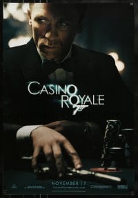 9g030 CASINO ROYALE teaser 1sh 2006 Craig as James Bond sitting at poker table w/gun!