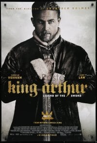 9g532 KING ARTHUR LEGEND OF THE SWORD advance DS 1sh 2017 Charlie Hunnam in the title role!