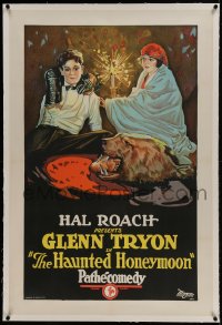 9h073 HAUNTED HONEYMOON linen 1sh 1925 Hal Roach, wild stone litho image of Tryon bit by bear rug!