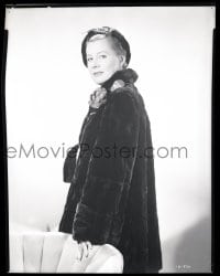 9m512 IRENE DUNNE 8x10 negative 1930s close portrait of the pretty actress wearing fur coat & hat!