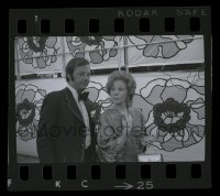 9m564 SUSAN HAYWARD group of 2 2x2 negatives 1975 images from 1971 sent to editors when she died!