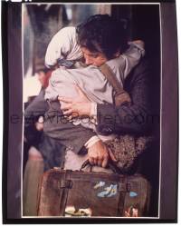 9m267 REDS 8x10 transparency 1981 c/u of Warren Beatty & Diane Keaton embracing used on the 1sheet!