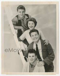 9s048 ADVENTURES OF OZZIE & HARRIET TV 7x9 still 1960 they're posing with David & Ricky on ladder!