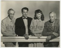 9s100 BALL OF FIRE candid 7.25x9.25 still 1941 Cooper, Stanwyck, Marshall & Howard Hawks by McAlpin!