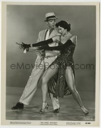 9s104 BAND WAGON 8x10 still 1953 great close up of Fred Astaire dancing with sexy Cyd Charisse!