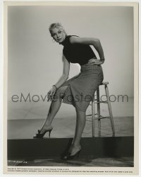 9s124 BETSY PALMER 8x10.25 still 1957 sexy full-length smoking portrait by Earl Doud!