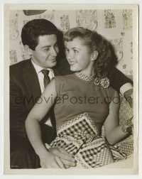 9s167 BUNDLE OF JOY 8x10.25 still 1957 romantic close up of Eddie Fisher & Debbie Reynolds!